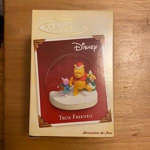 Hallmark Winnie the Pooh keepsake